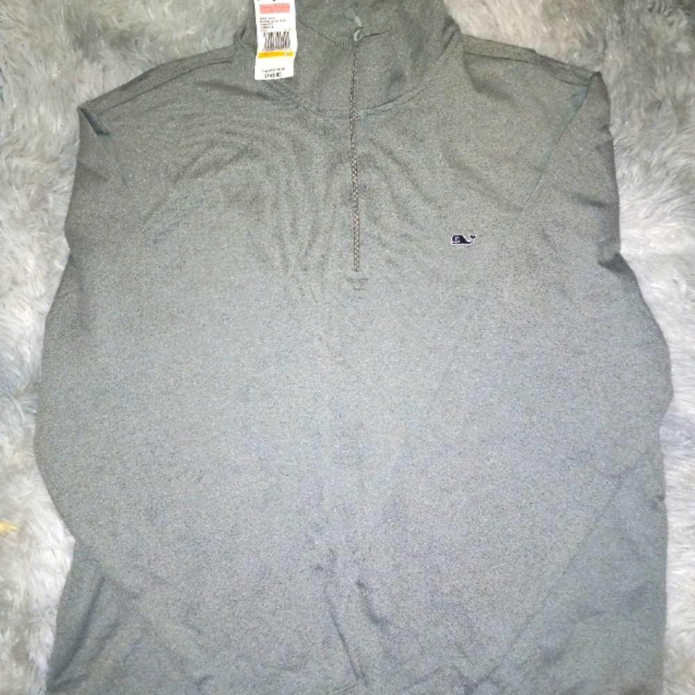 Vineyard Vines performance pullover